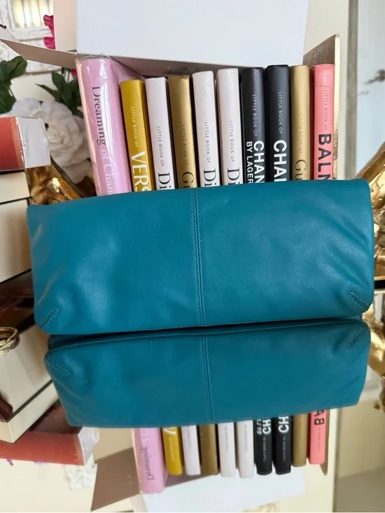 Coach Madeline leather fold over turn lock teal blue clutch - Picture 12 of 14